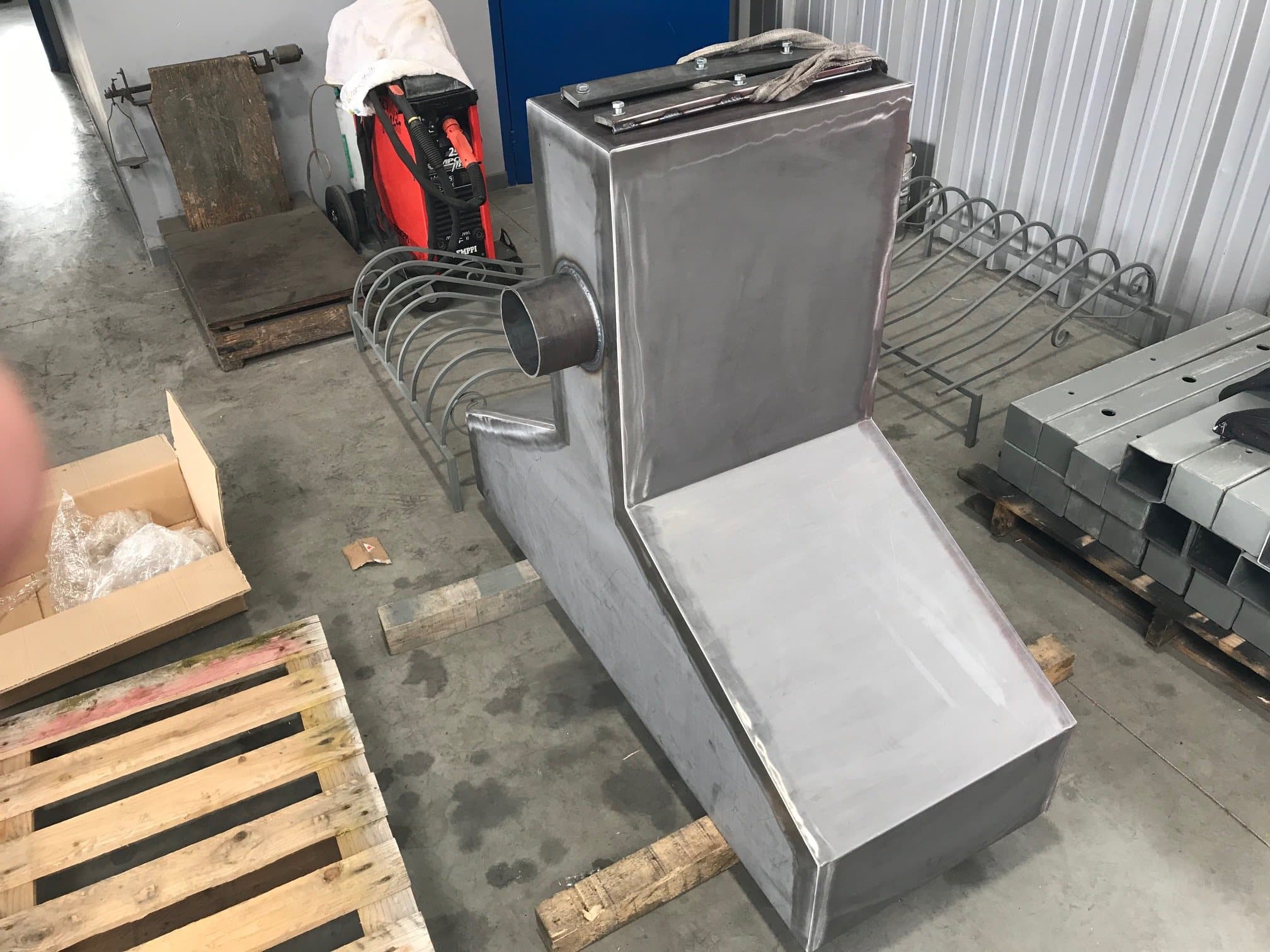 Chaudronnerie inox — Pièce de process sur mesure, en atelier